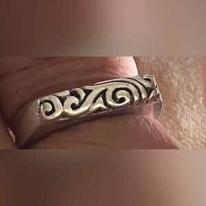 Elegant Silver 925 Swirl Design ring